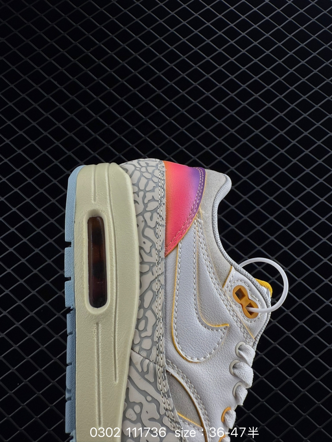 Air Jordan 3 Retro ”Hide and Sneak“